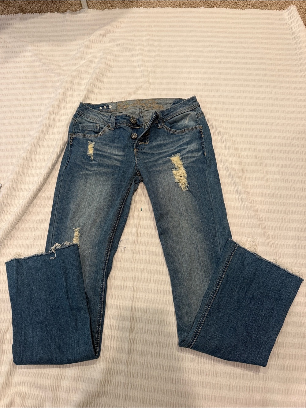 Vanilla star Women's Distressed Blue Jeans - Classic Mid Wash size 5 27 inseam